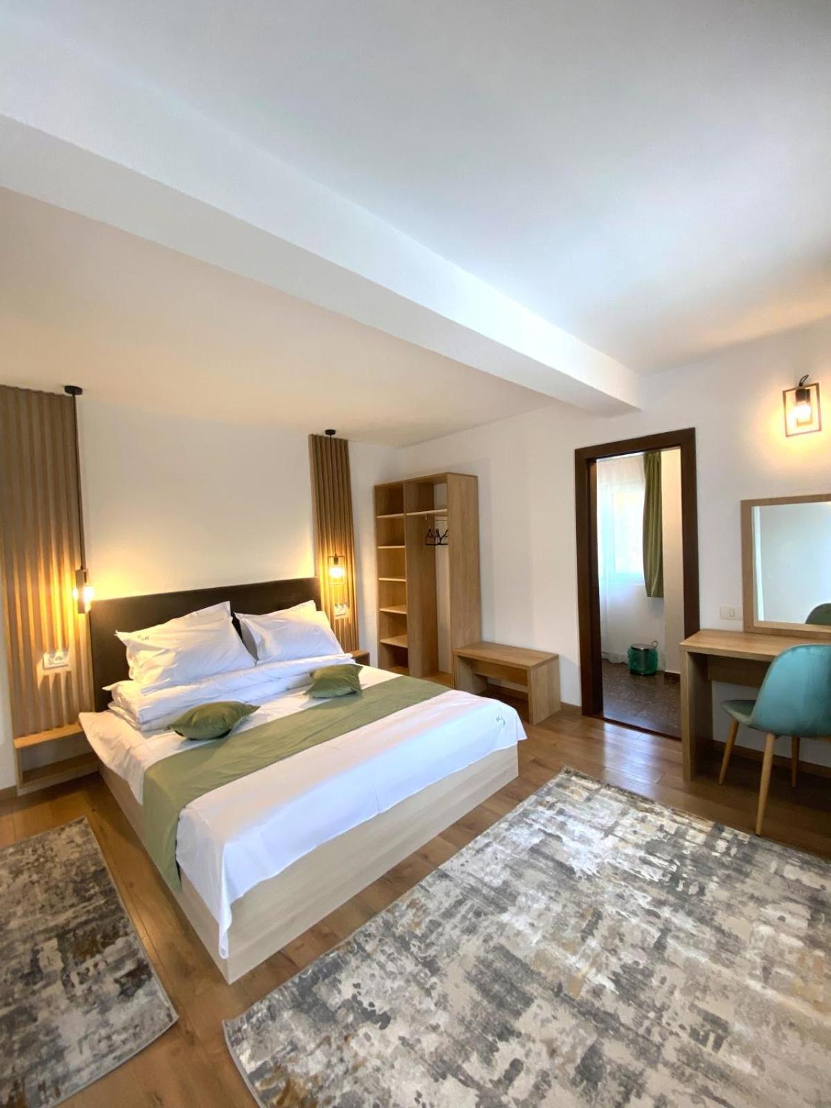 Regina Muntilor Spa&Confort Moeciu De Sus Exteriér fotografie